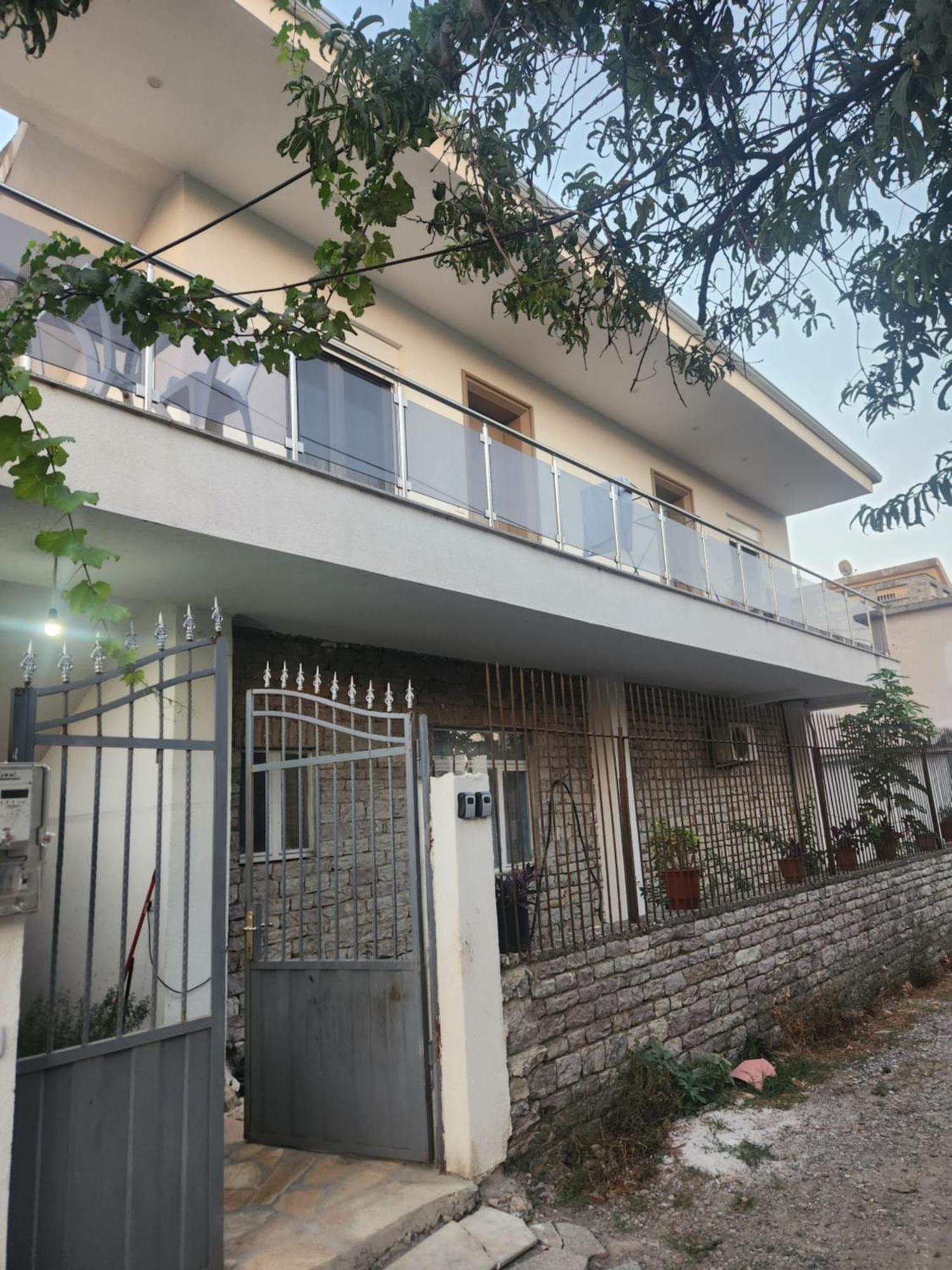 B&B Kroni 1 Shkoder Exterior photo